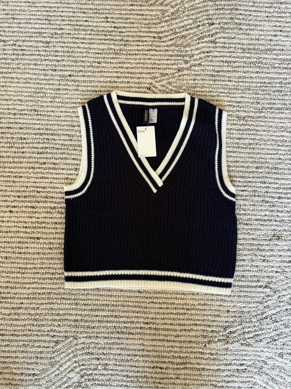 H&M Sweater Vest